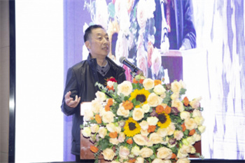李祥周老师简介2178.jpg
